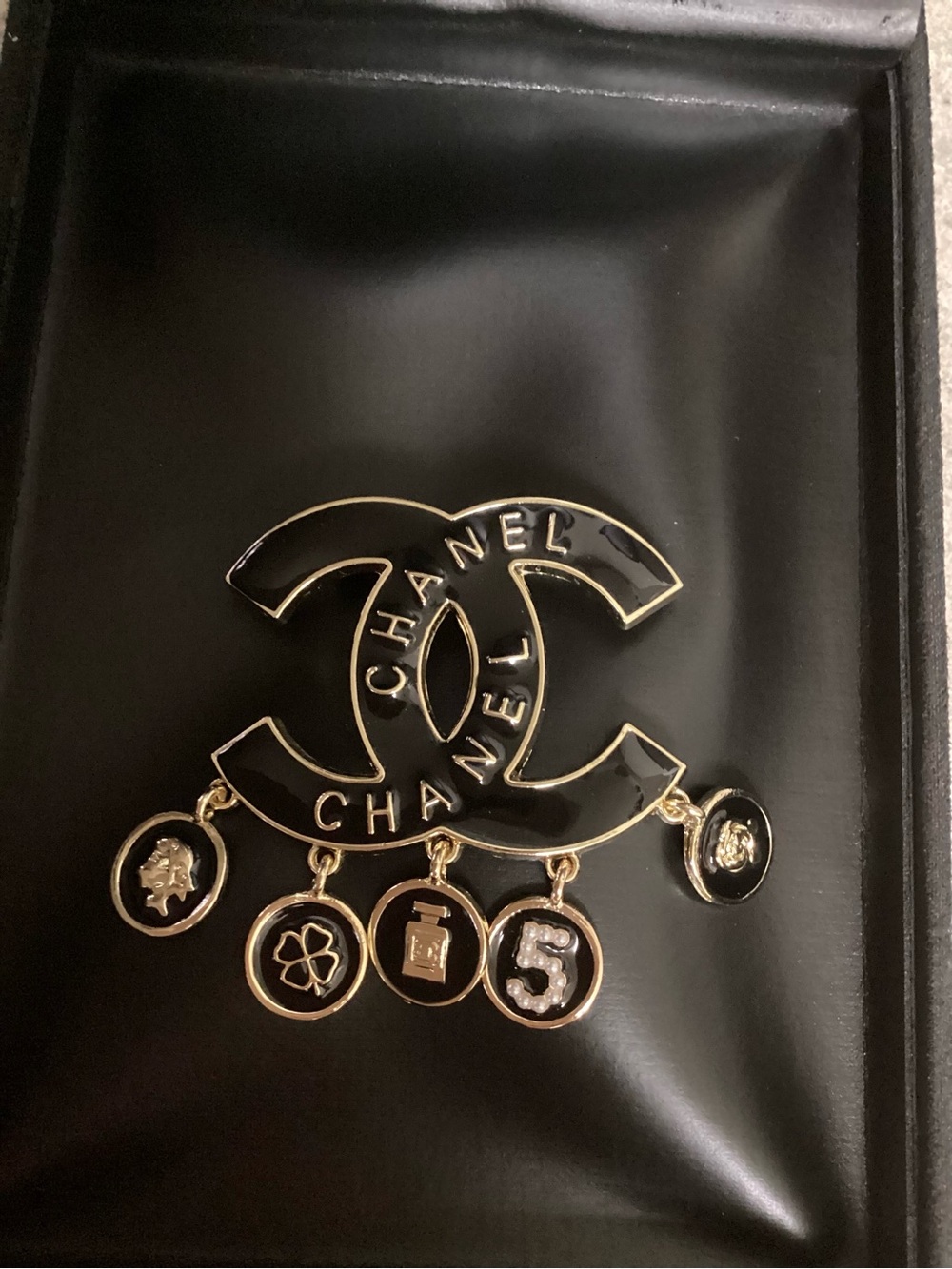 CHANEL Black and Gold CC Logo Charm Brooch - Picture 2 of 7